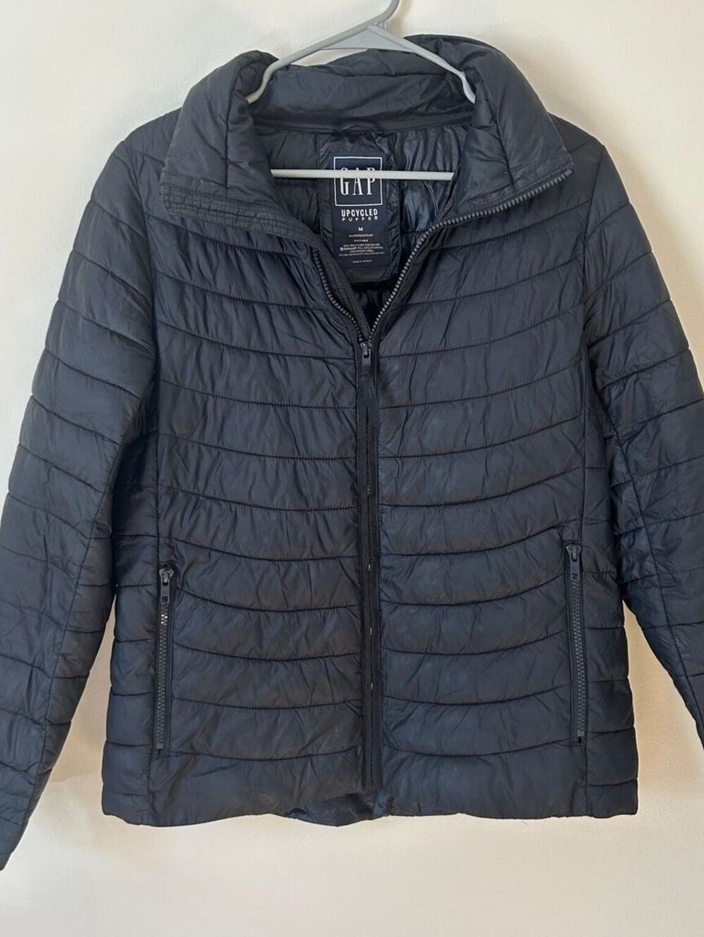 Gap Upcycled Lightweight Puffer Jacket Black Medium Packable
